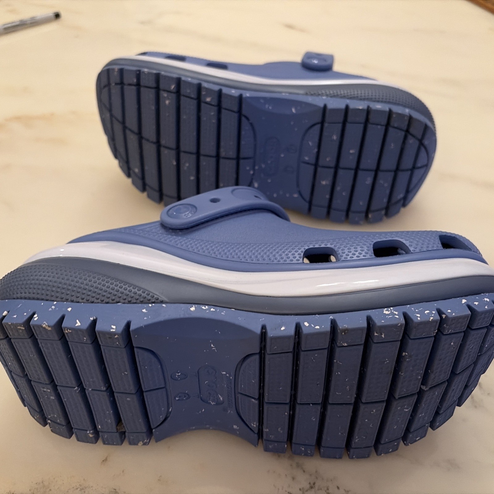 Crocs MEGA CRUSH Cornflower Blue Chunky Heavy Clogs M 4/W 6