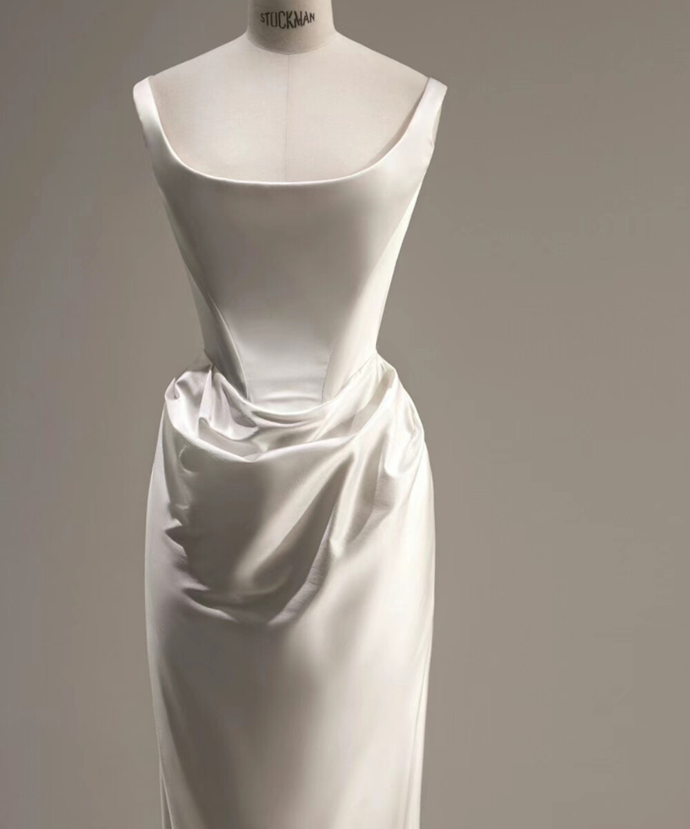 Satin Sheath Wedding Dresses Scoop Neck Pleats Backless Bridal Gown Custom Made