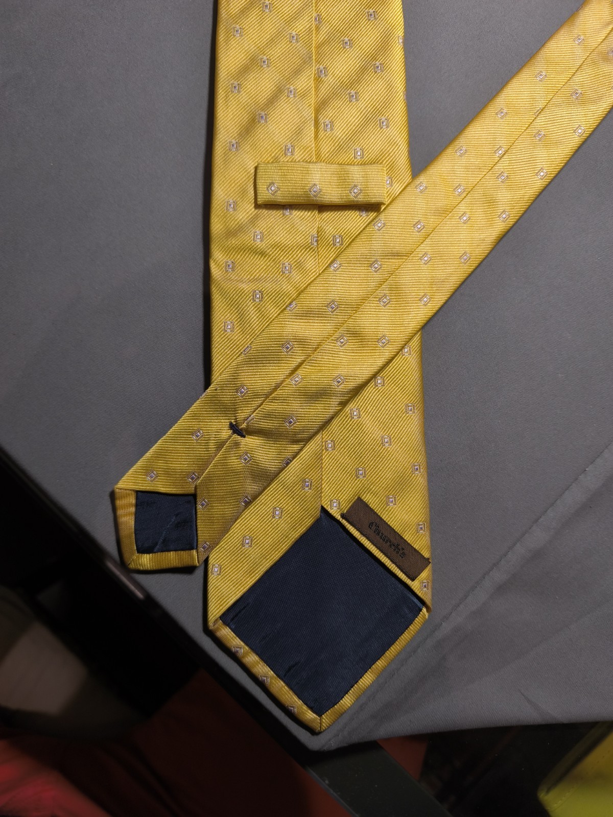 Church’s – Solid Color Microdrawing Geometric Silk Tie Made in Italy