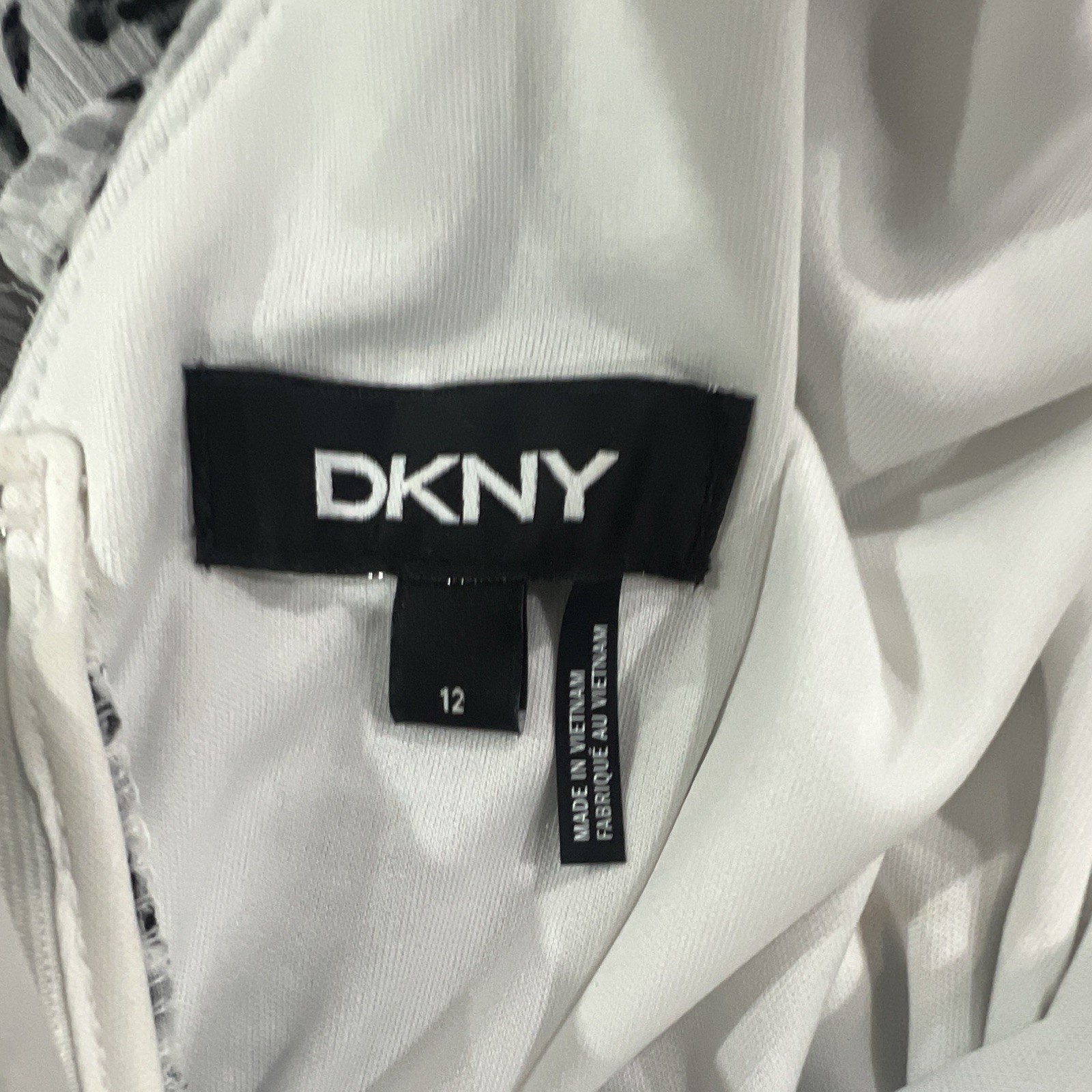 DKNY Black/White Geometric V-Neck Wide-Leg Jumpsuit Flutter Sleeve Size 12