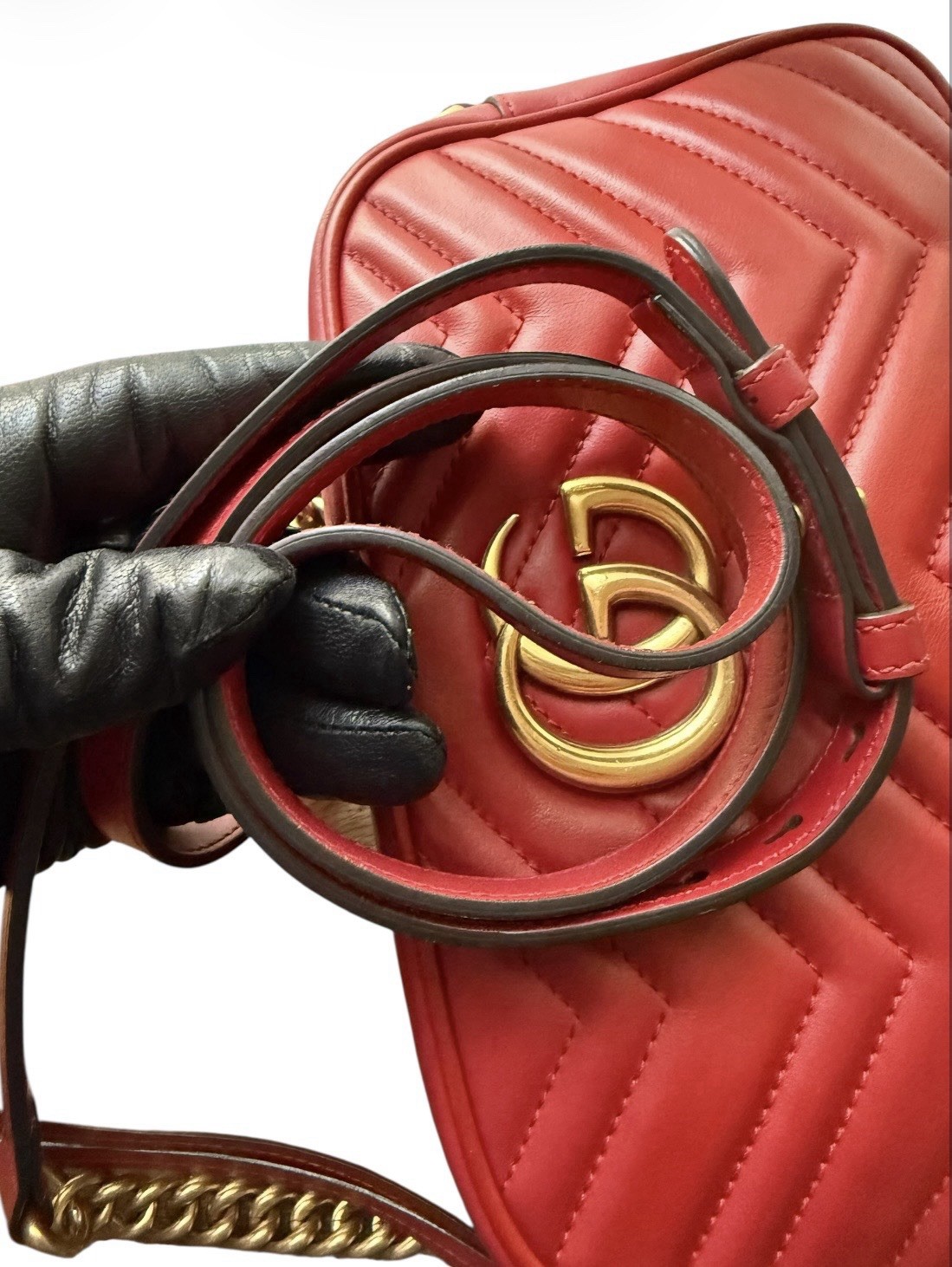 GUCCI GG Marmont Matelasse Red Leather Small Camera Shoulder Crossbody Bag