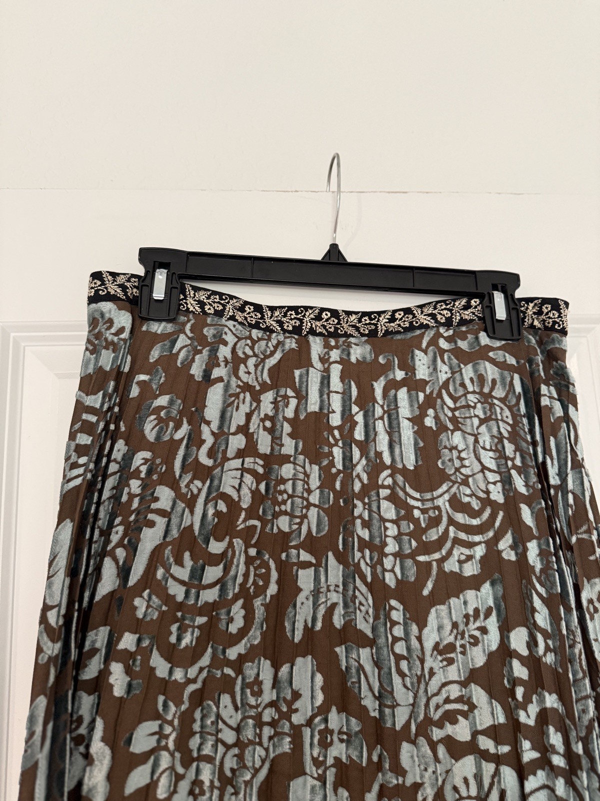 Soft Surroundings Pleated Velour Burnout Maxi Skirt Boho Velvet Floral Sz 10