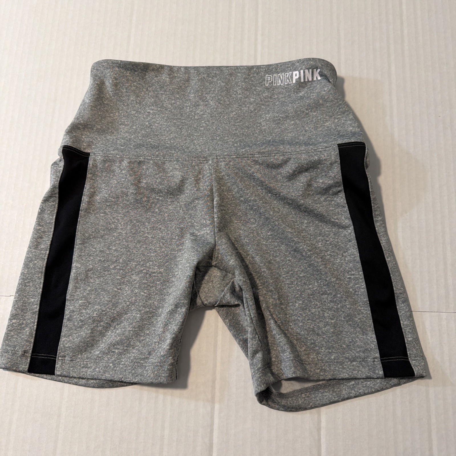 Victoria’s Secret PINK Active Women’s Gray Black Bike Shorts Size Small