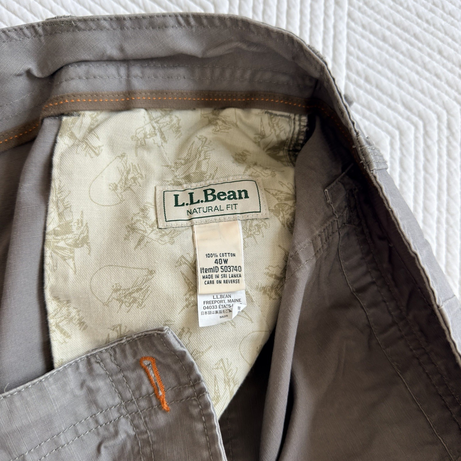 L.L.Bean Men’s 40 Gray Natural Fit Cargo Shorts Canvas Cotton Button Fly Pockets