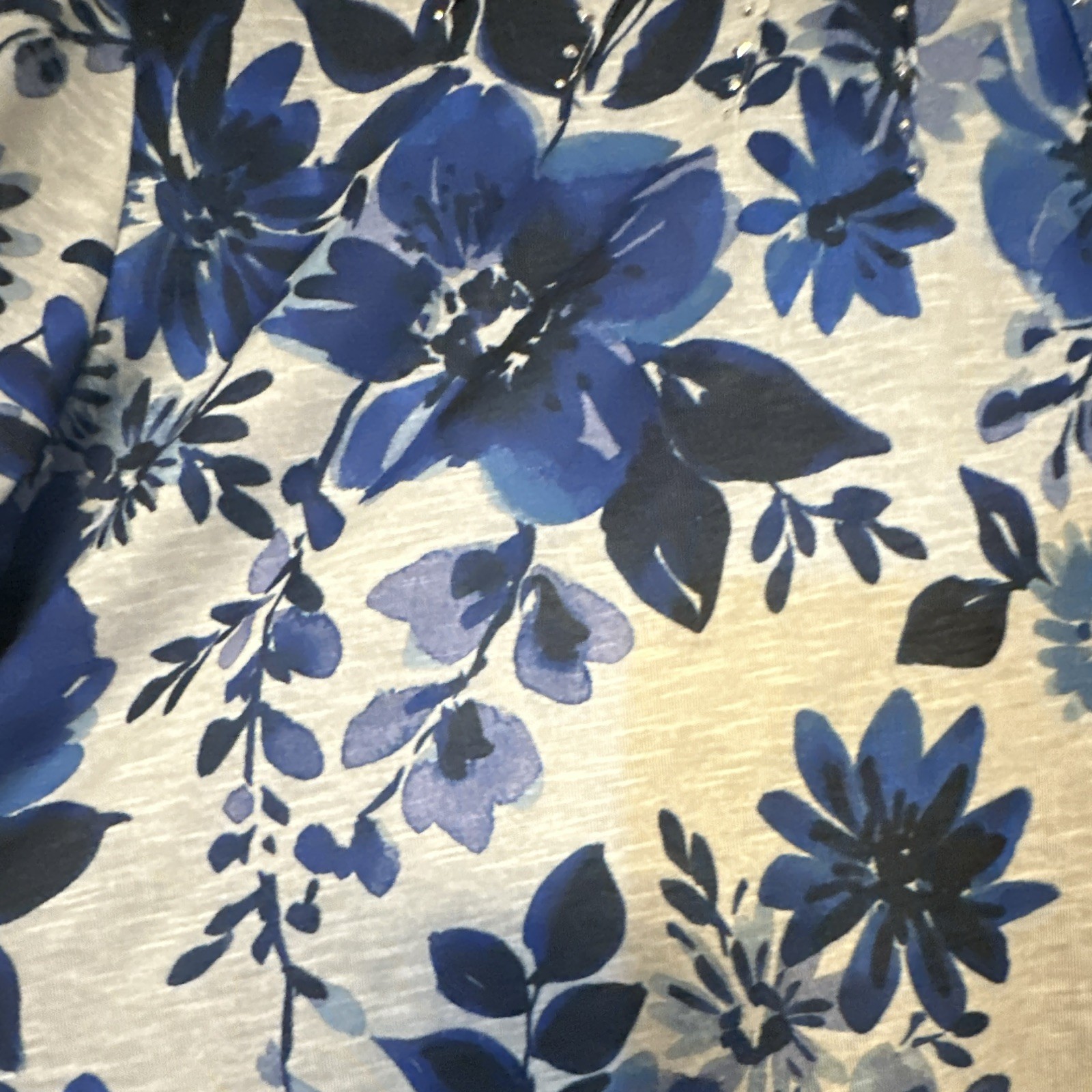 Alfred Dunner 3X Gray/Blue/Black Floral Studded Split Neck 3/4 Sleeve Knit Top