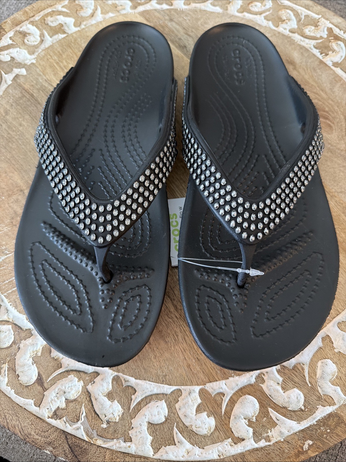 Women’s CROCS Kadee II Black Jewels Embellished Diamante Flip Flops Size 6 NWT