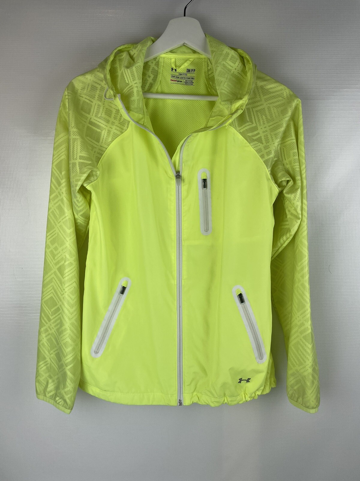 Under Armer Women’s Athletic Sports Windbreaker Jacket , Lightweight, 01 Size S