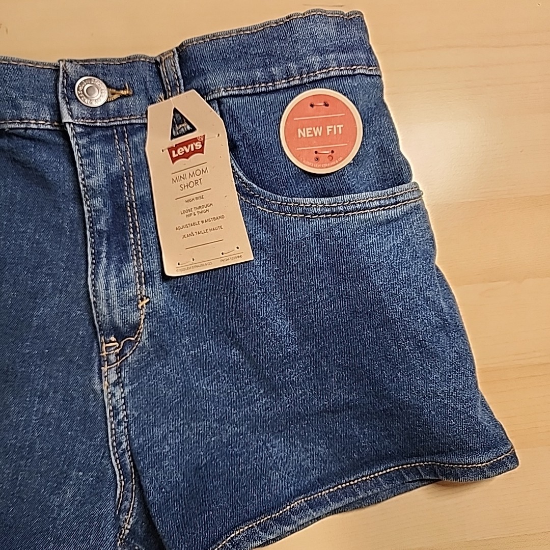 Levi’s Girls High Rise Adjustable Waistband Stretch Mini Mom Shorts Size 16