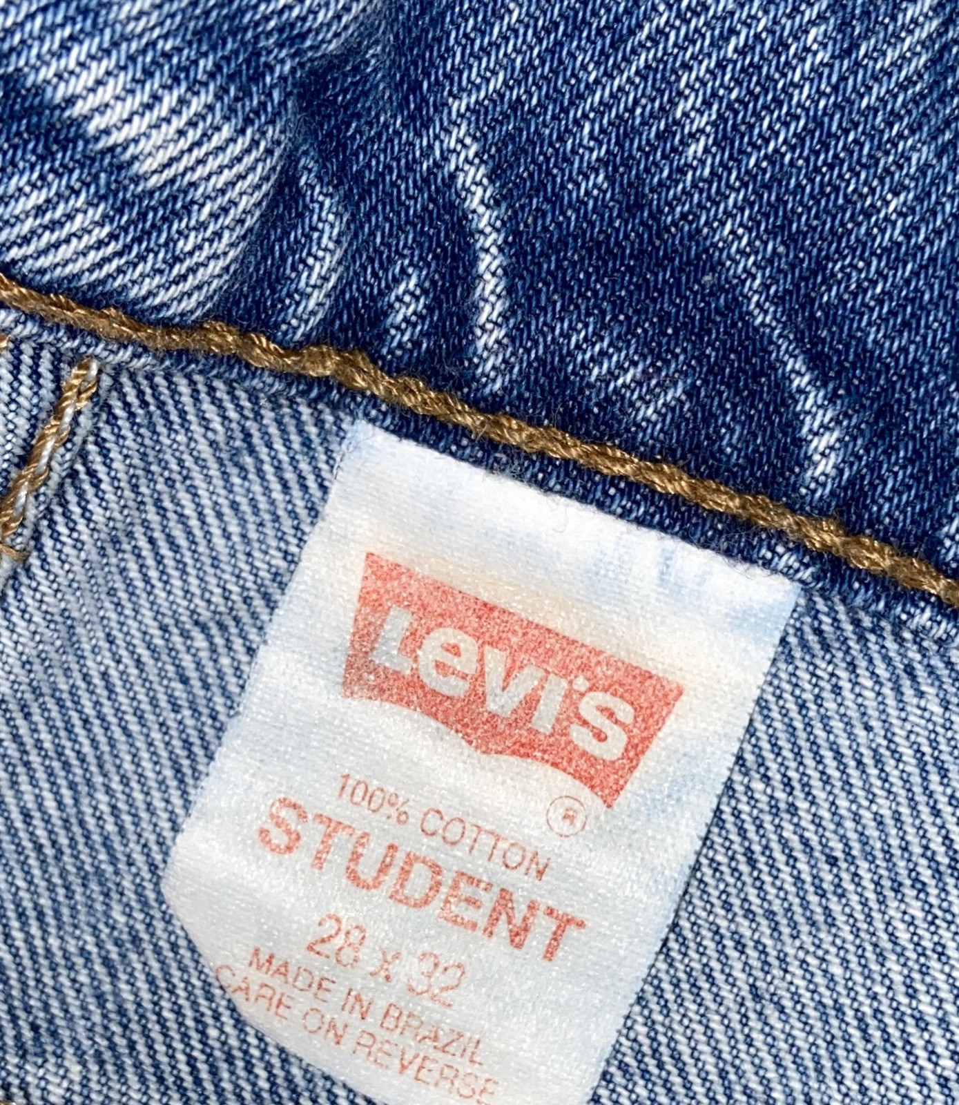 Vintage Levi’s 550 Orange Tab Student Fit Jeans 28×32 Made in Brazil
