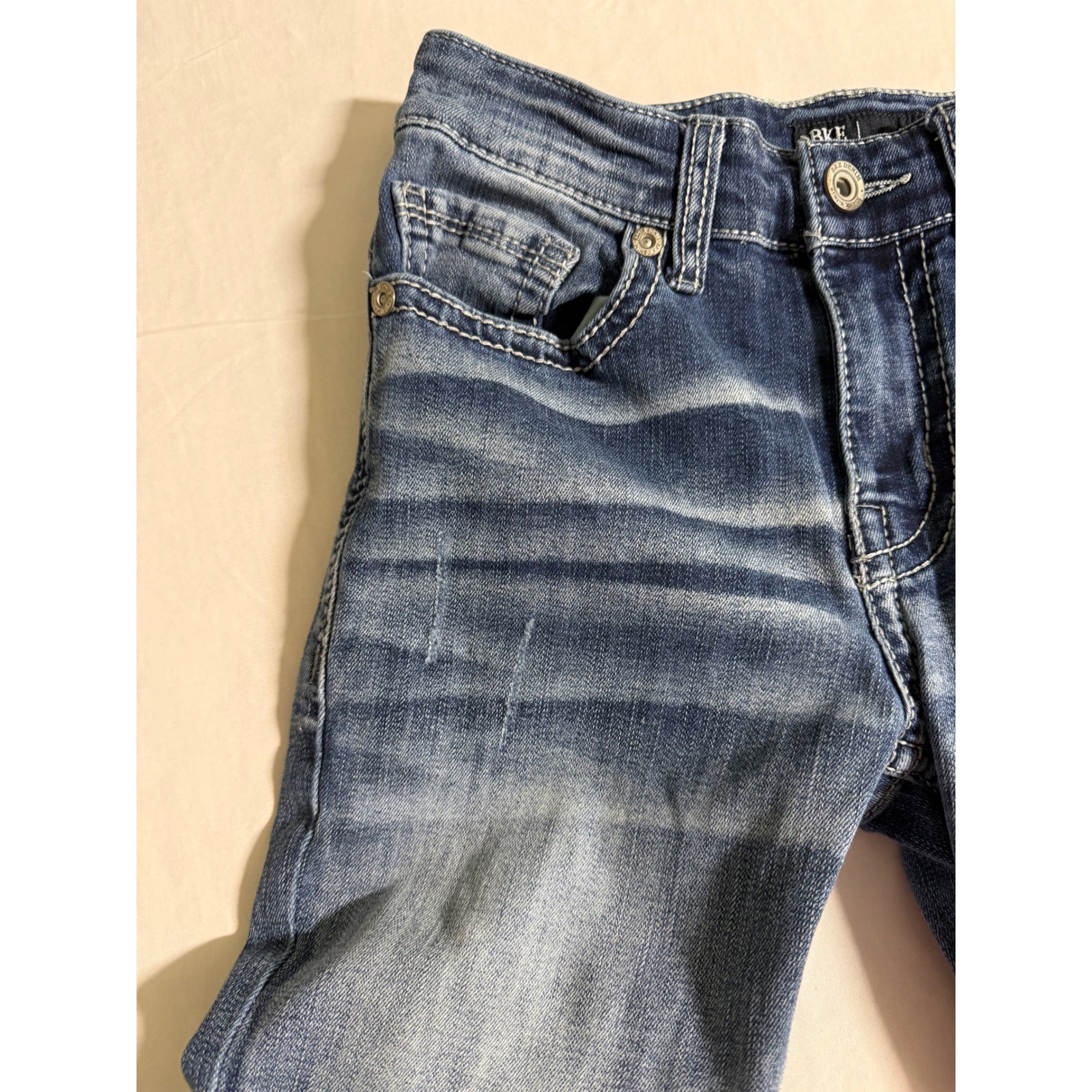 BKE Alec Straight Leg Jeans Womens 28×32 Medium Wash Distressed Contrast Stitch