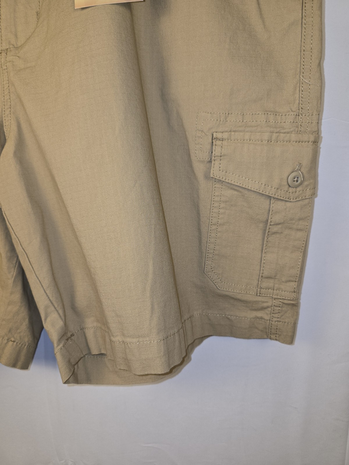 Men’s Ocean Coast Big & Tall NWT Khaki Cargo Flex Comfort Waistband Shorts 44