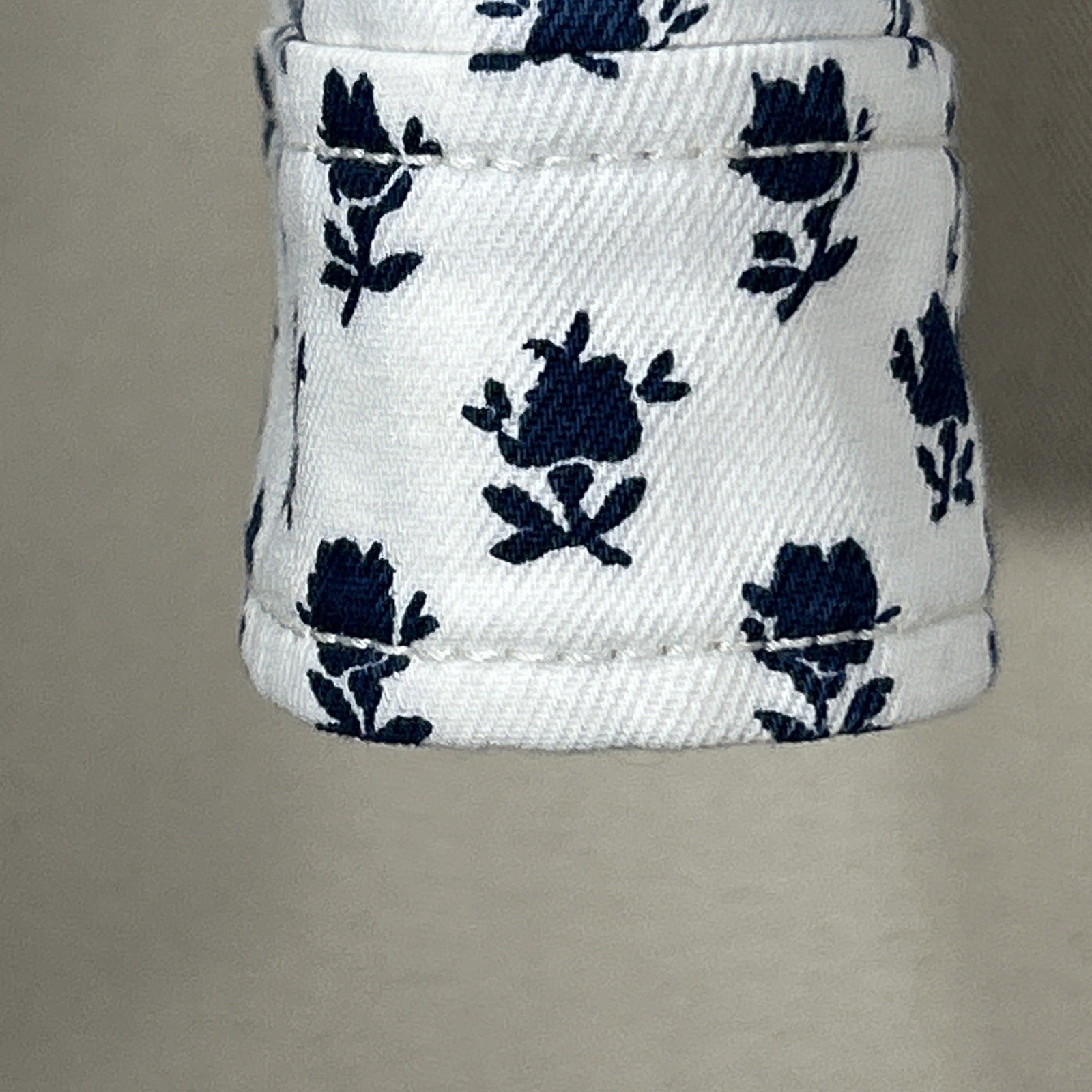 Coach Badlands Womens Size S White Denim Blue Floral Jean Jacket F85742 Preppy
