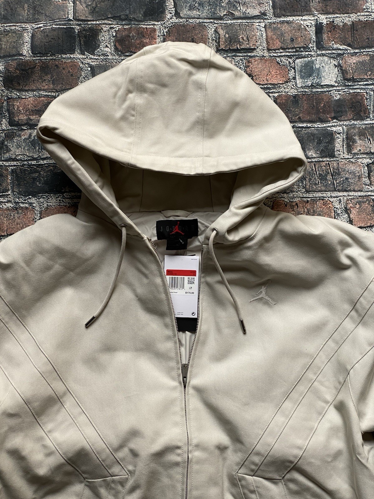 MSRP$175 (NEW) NIKE Flight Draft Jacket Light Orewood Mens Lg – Loose Fit