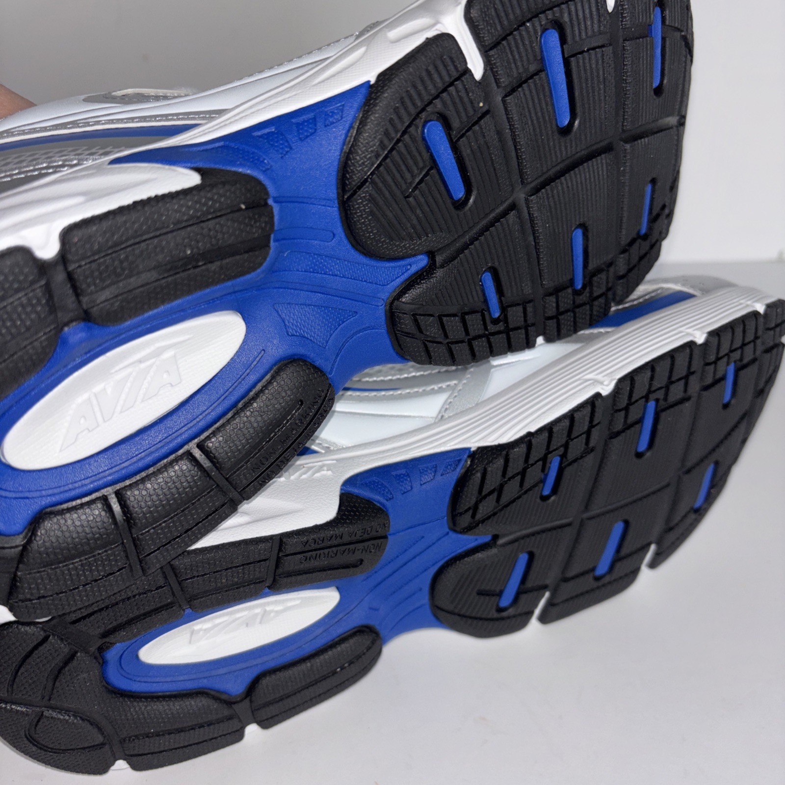 AVIA 5000 Performance Sneakers Odor Control Memory Foam Insole Size 12