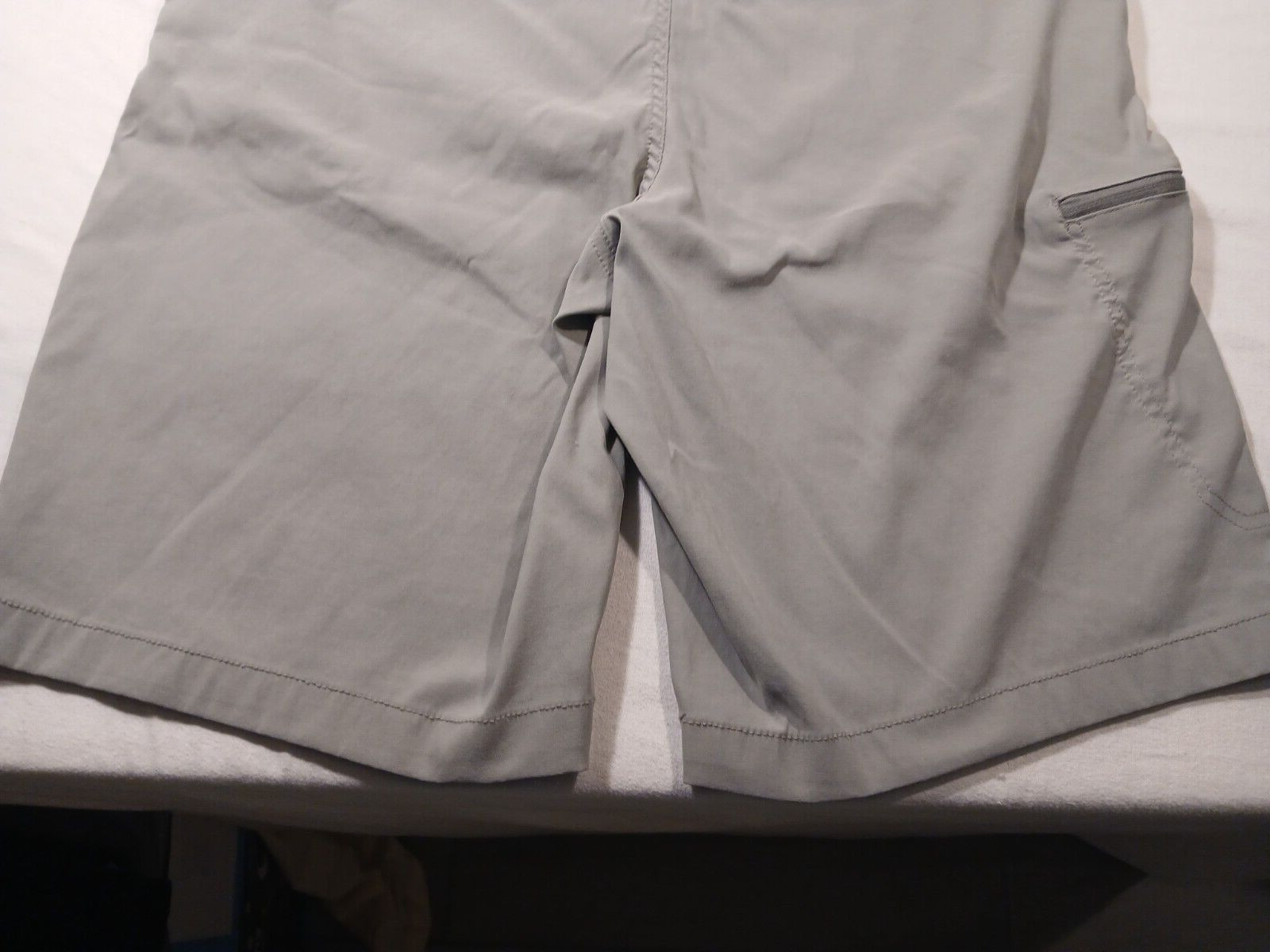 Weatherproof Hike/Casual Zipper Cargo Shorts 40×11 Color Gray 95%Nylon/5%Spandex