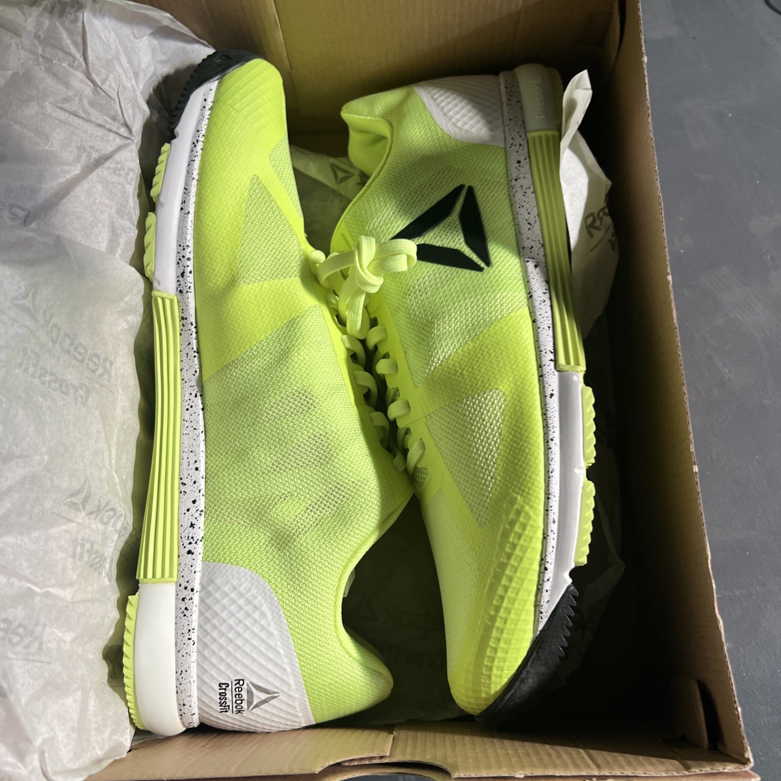 REEBOK BS8100 SPEED TRAINER 10.5 Electric Flash/white/Blanc Men’s Shoes
