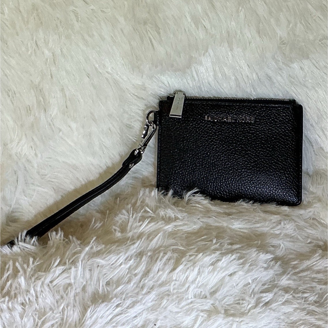 Calvin Klein Women’s Black Zip Wristlet Wallet Logo Zipper Credit Card