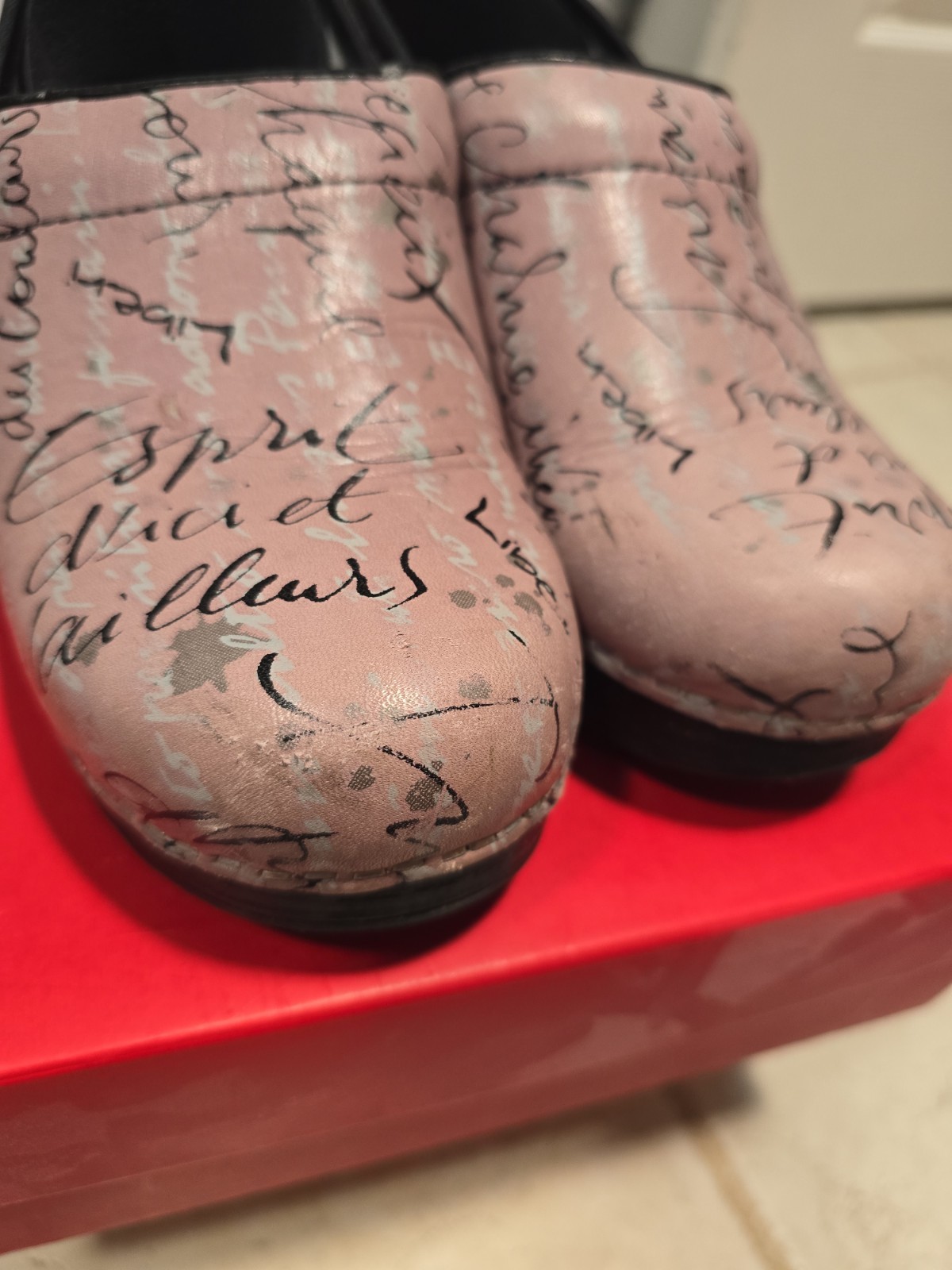 Dansko Clogs, Purple With Black Script, Great Condition, Size 38 (7.5/8)