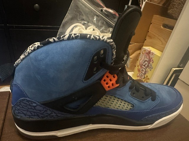 Size 12 – Air Jordan Spizike New York Knicks