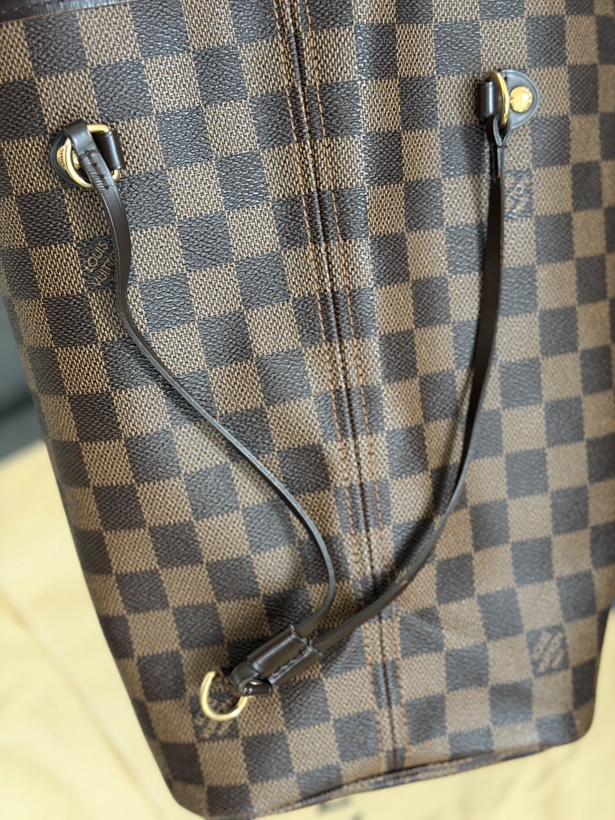 Louis Vuitton Neverfull Tote MM Damier Ebene Canvas
