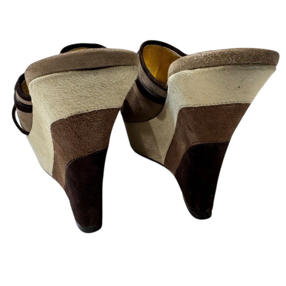 Jessica Bennett Elegant Tan Suede Mules with Dark Brown Trim Size: 10