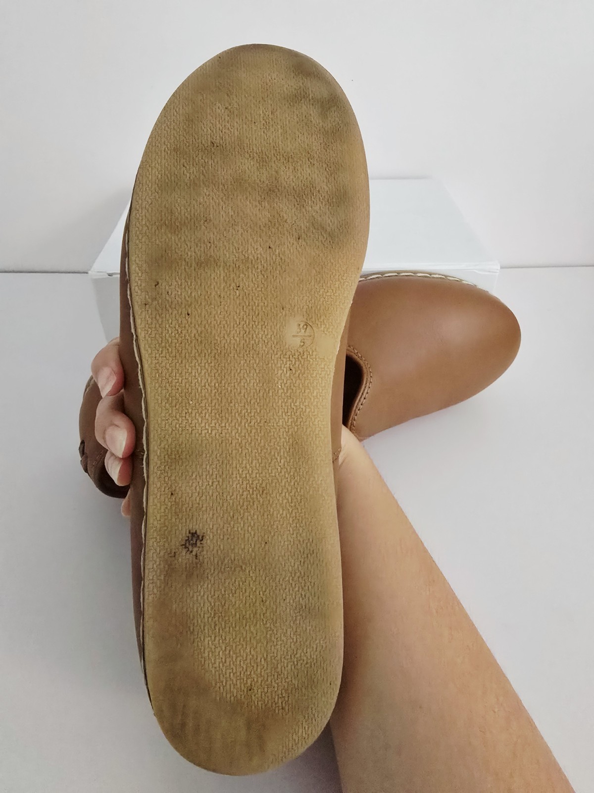 Charix Camel Brown Leather Slip On Flats Loafers Shoes 39 8.75 9 Womens