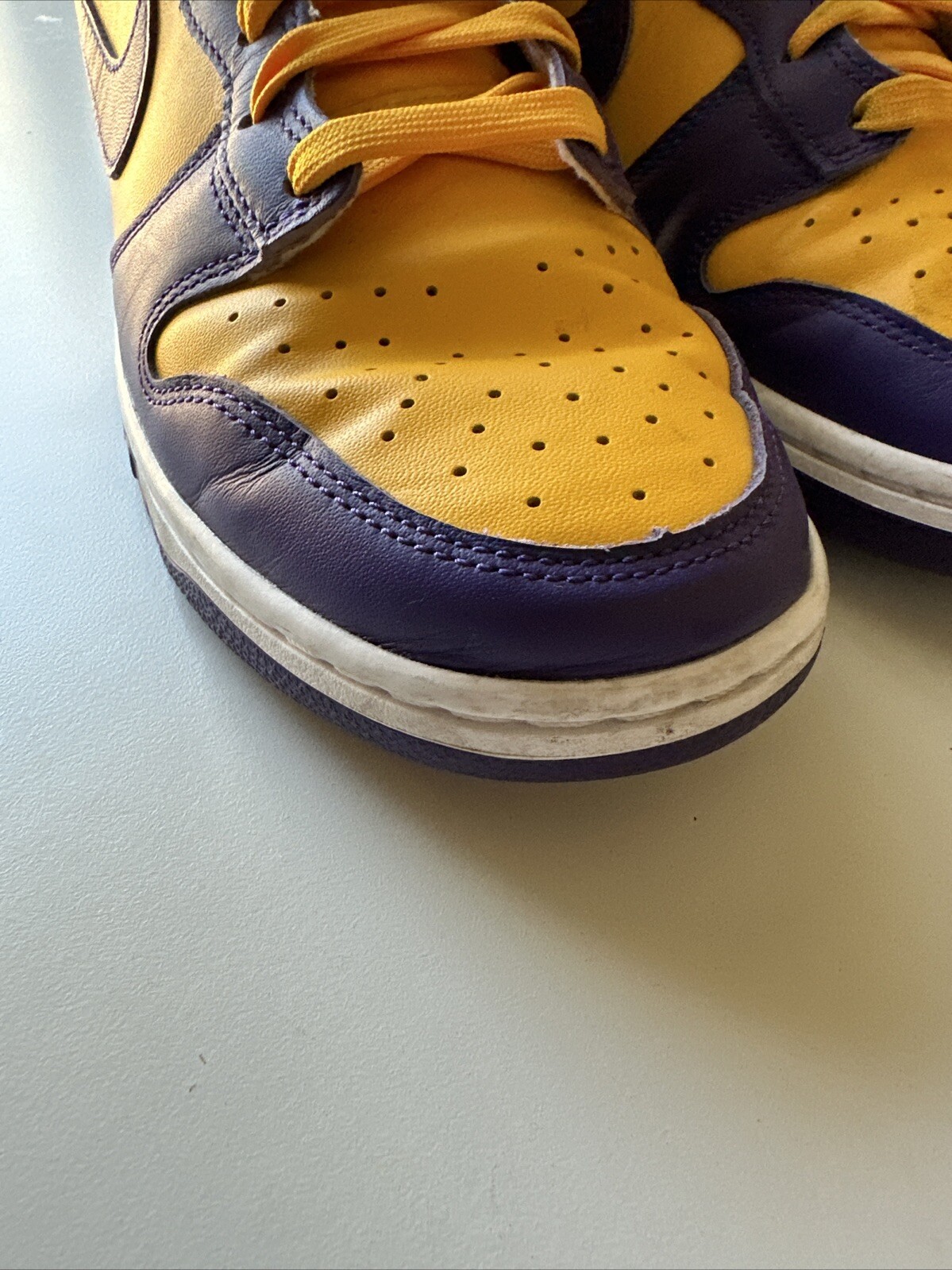 Nike Dunk High Lakers Mens Size 10 DD1399500 Purple Yellow Basketball Shoes