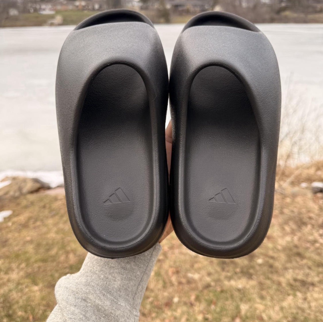 adidas Yeezy Slide Black (2022/2023 Restock) FZ5897 Men’s Size 6-10 New
