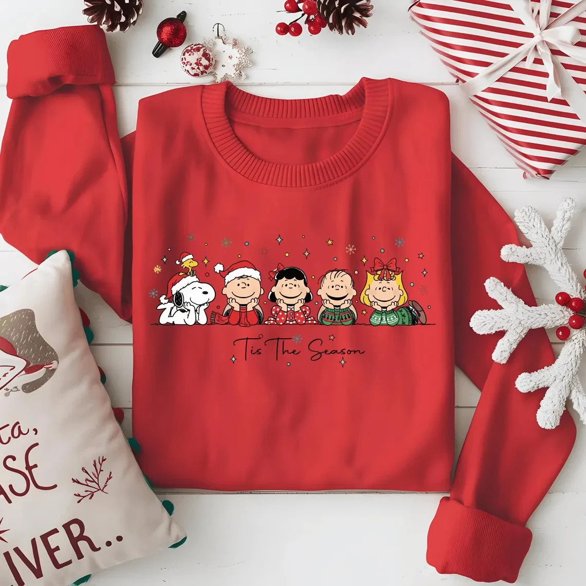 Retro Christmas Cartoon Shirt | Vintage Holiday Friends Tee | Classic Cozy Chris
