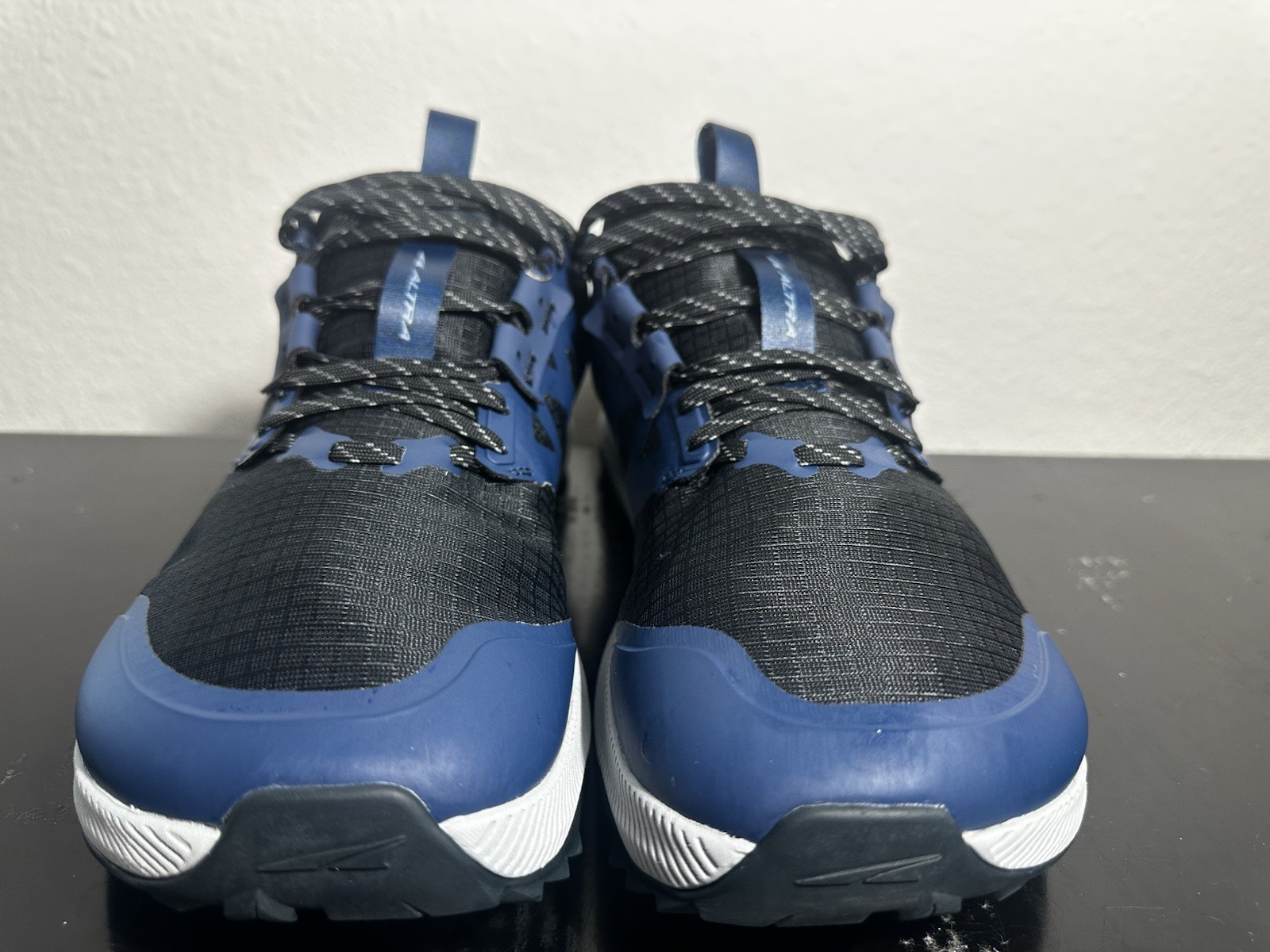 Altra Lone Peak 8 Men’s Trail Running Shoes, Navy/Black, Size 10.5