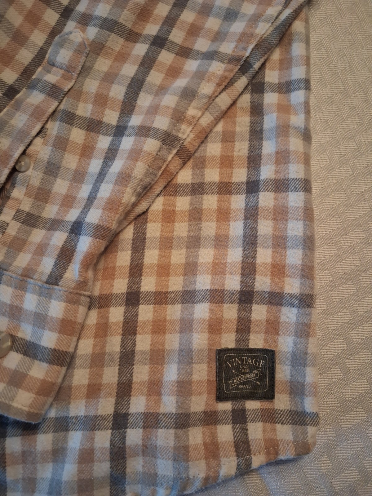 Weatherproof Vintage Men’s Plaid Long Sleeve Button-Front Shirt Pockets Point