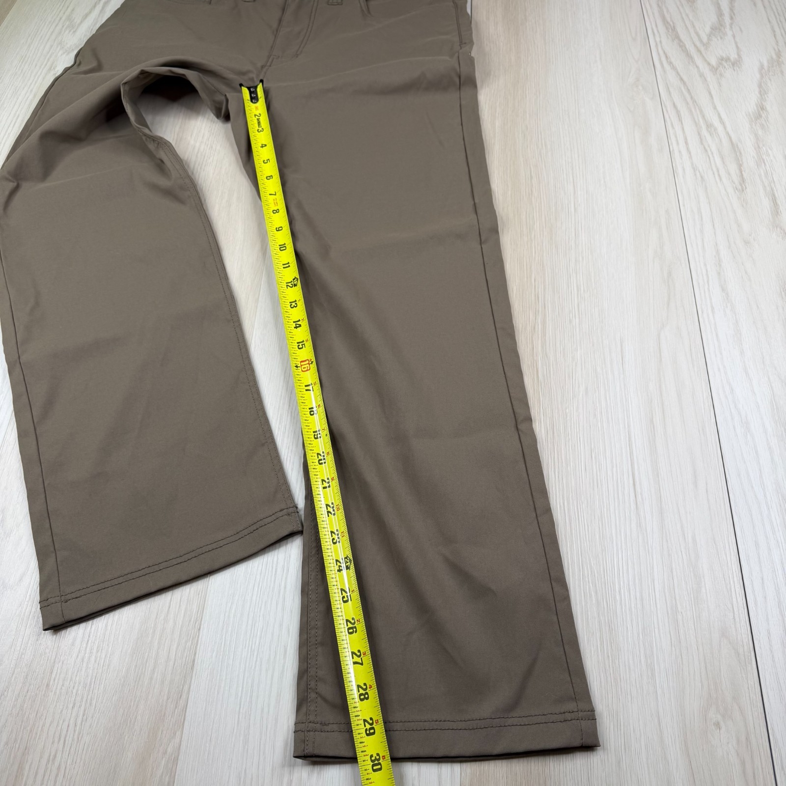 NWT PrAna Mens Brown Mud Slim Fit Stretch UPF 50+ Brion Chino Pant Size 34×30
