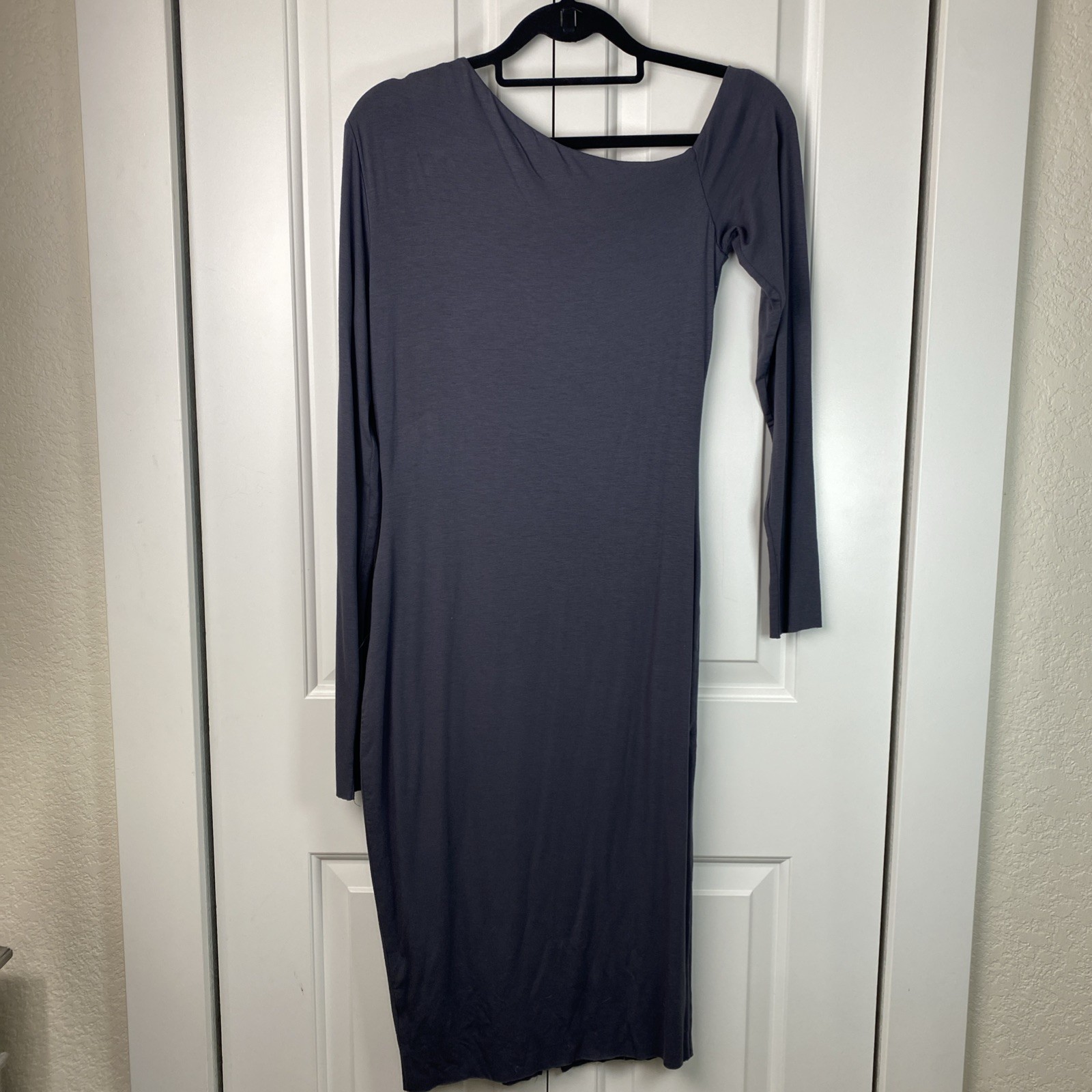 Bailey 44 Form Fitting Slate Gray Asymmetrical Pleated Lined Dress Size M (?)