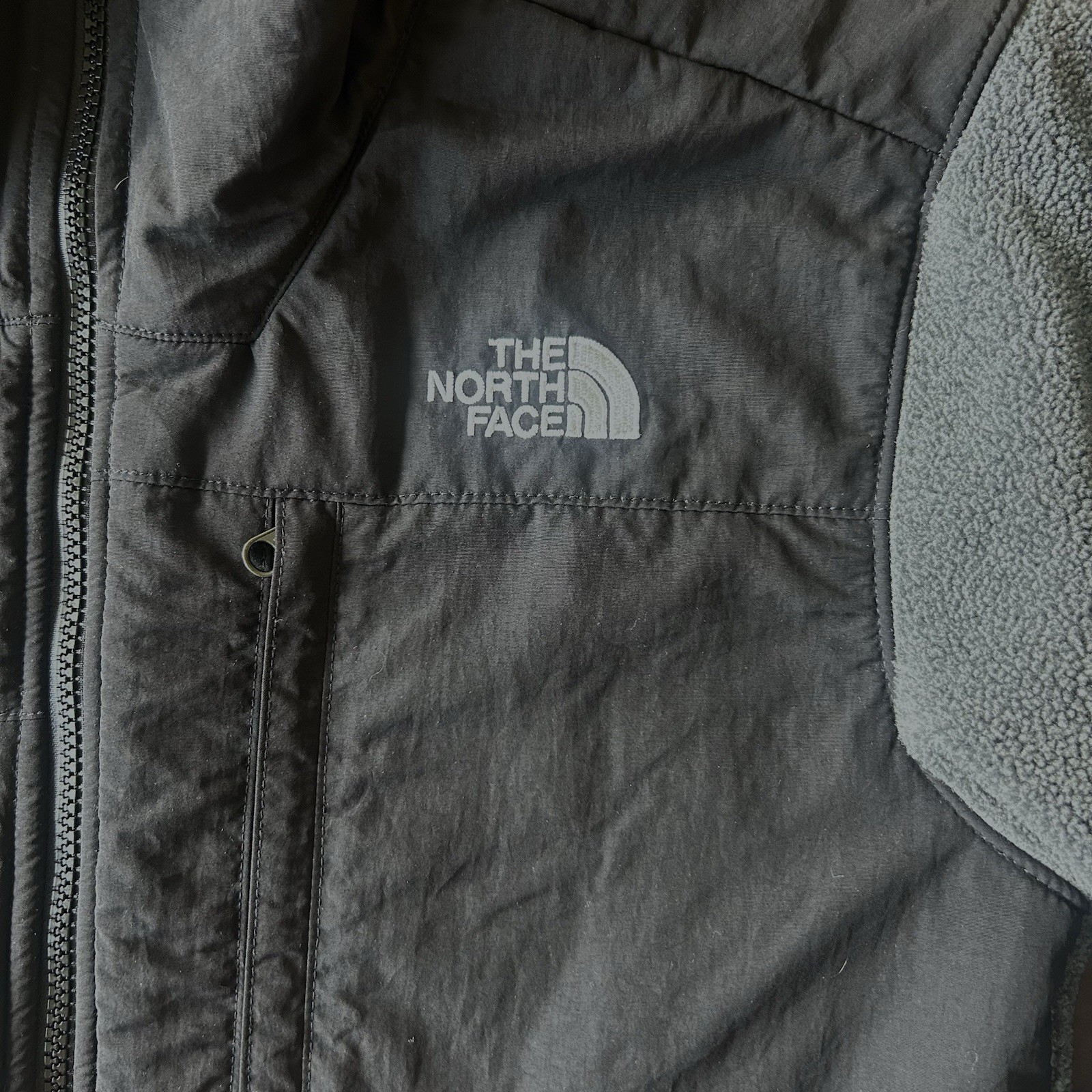 The North Face Denali Polartec Men’s Small Black/Gray Fleece Full Zip Jacket