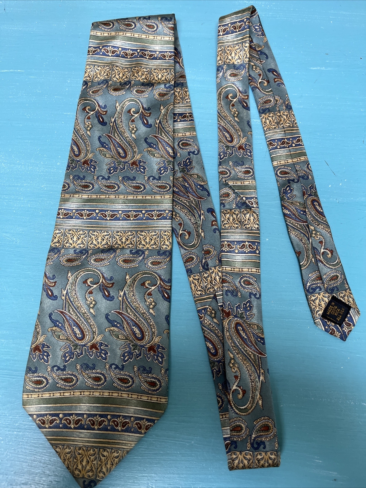 Mallory and Church 100% Silk Mens Necktie Multi Color Classic 57-60” Tie