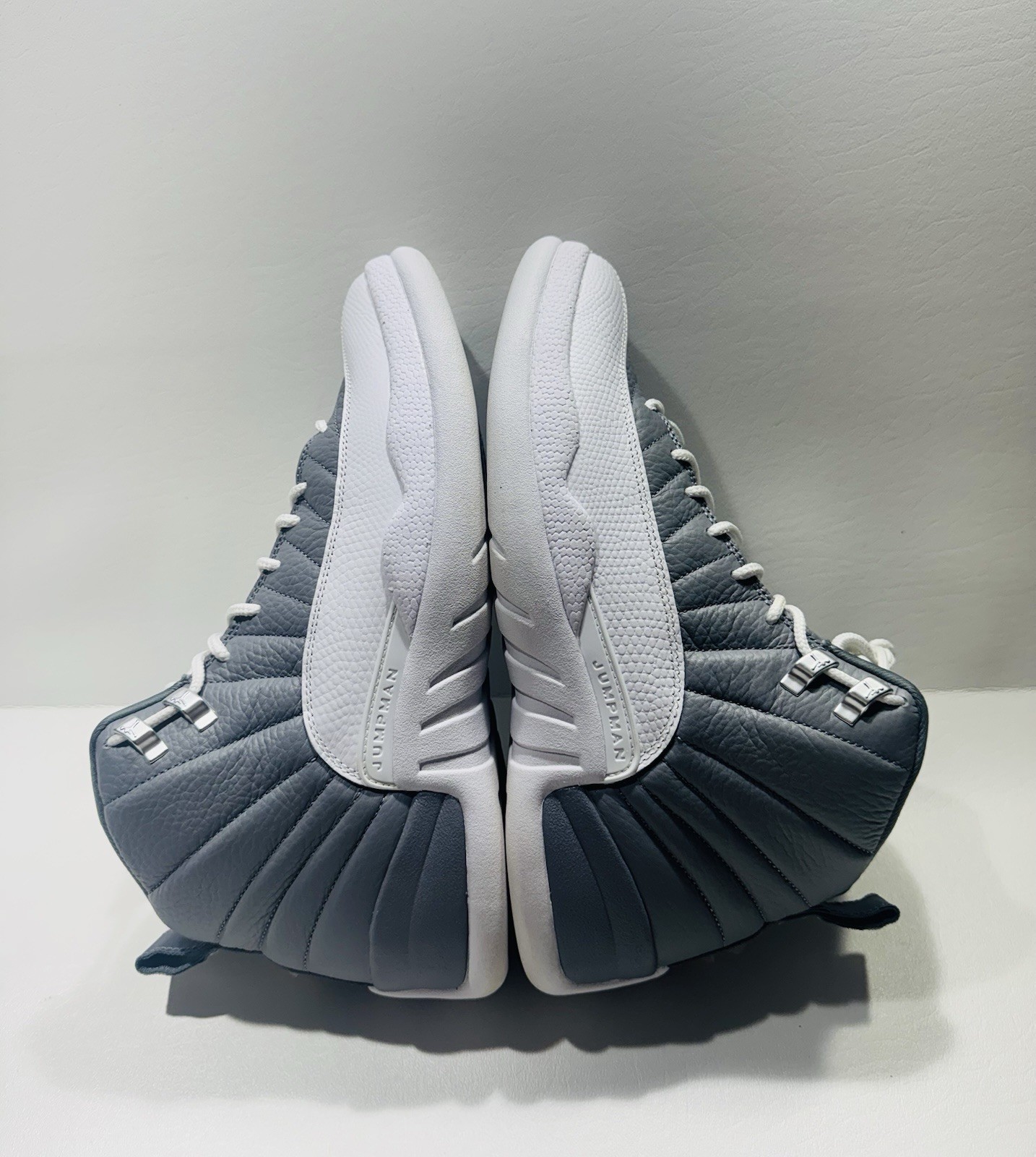 Air Jordan 12 Retro “STEALTH” 2022 Men’s Size 10.5