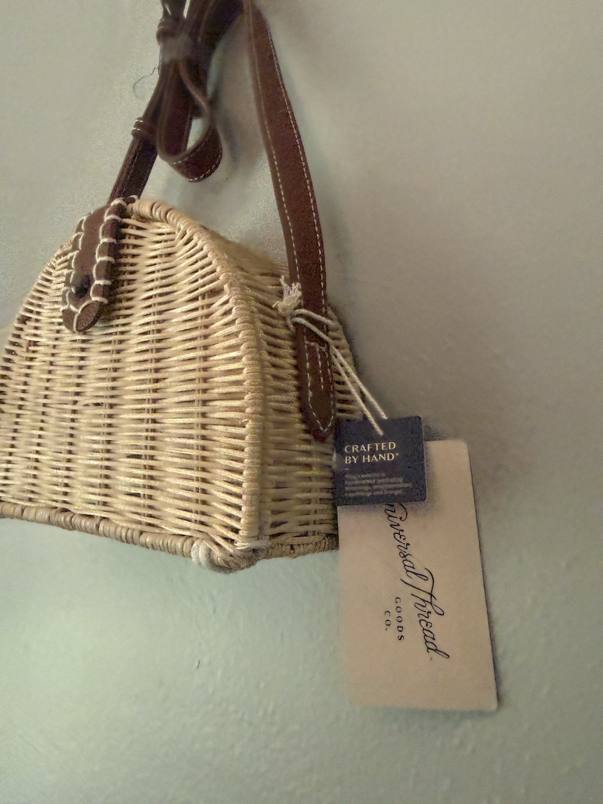 Universal Thread Beige Woven Semi-Circle Crossbody Bag, Brown Strap, Magnetic