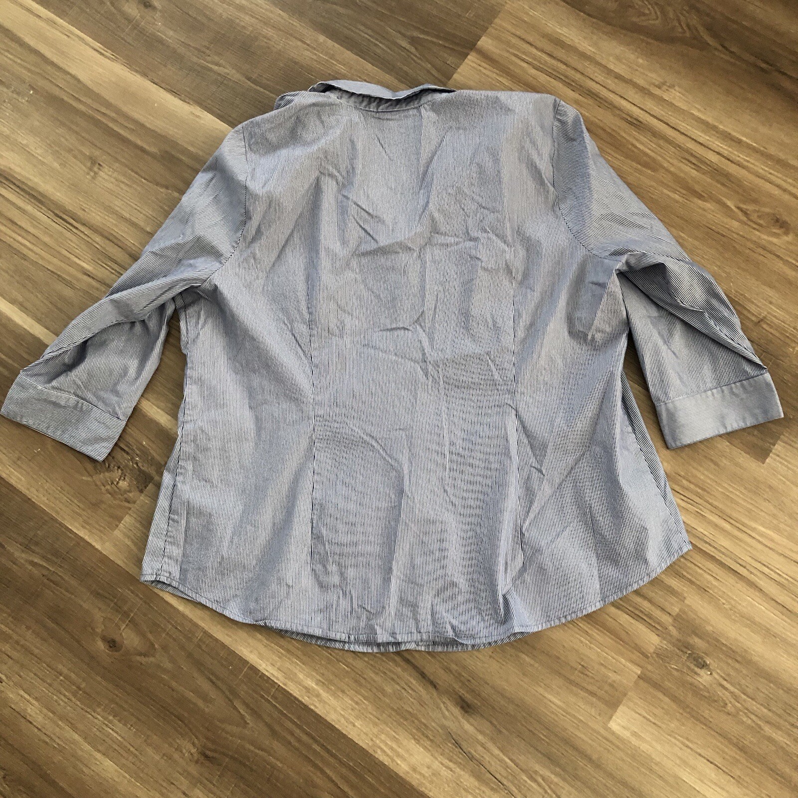 Worthing Women’s Pin Stripe Button down size 2X Blue Work Wear