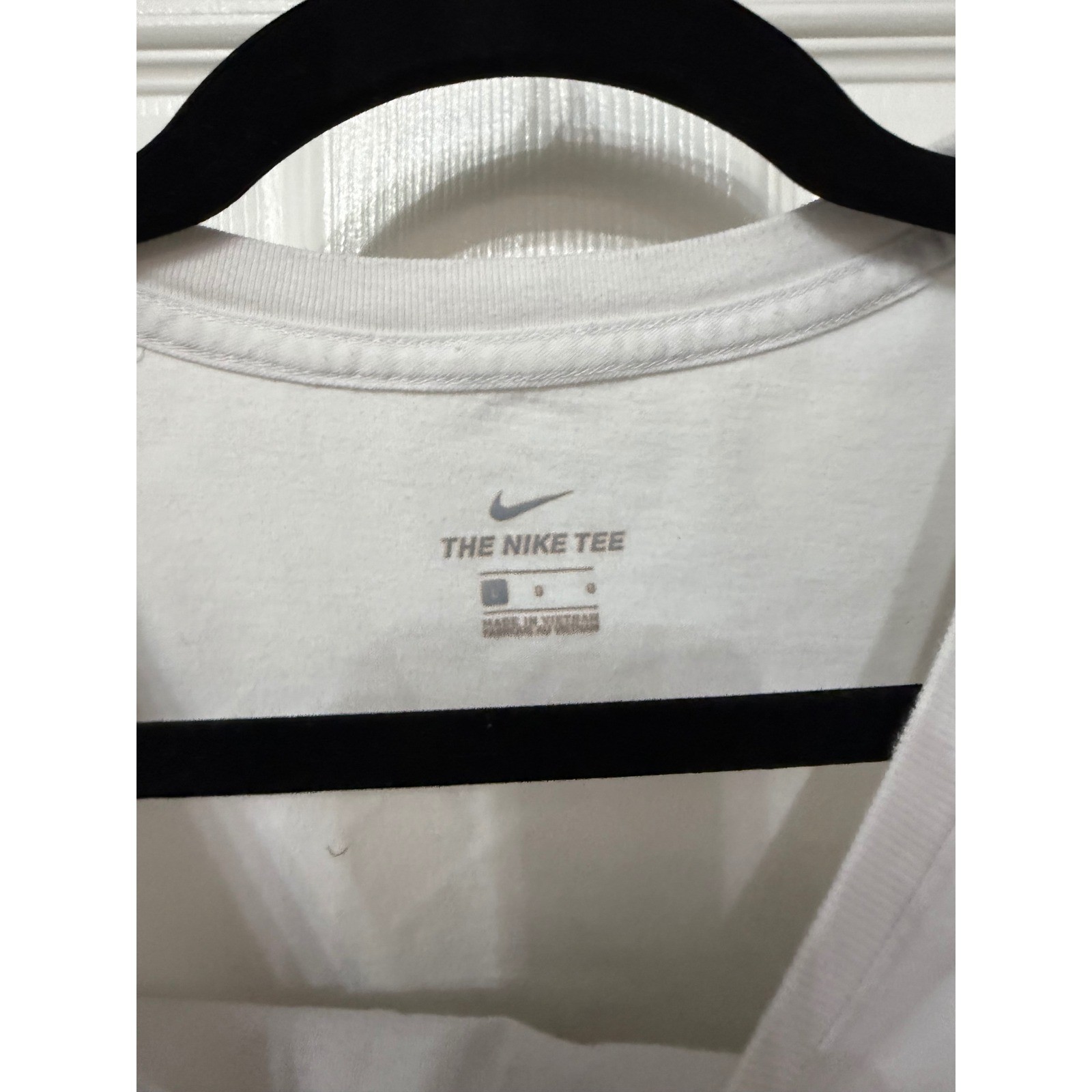 Nike Sportswear Essential Womens Cropped T-Shirt White Black Logo BV6175-100 L