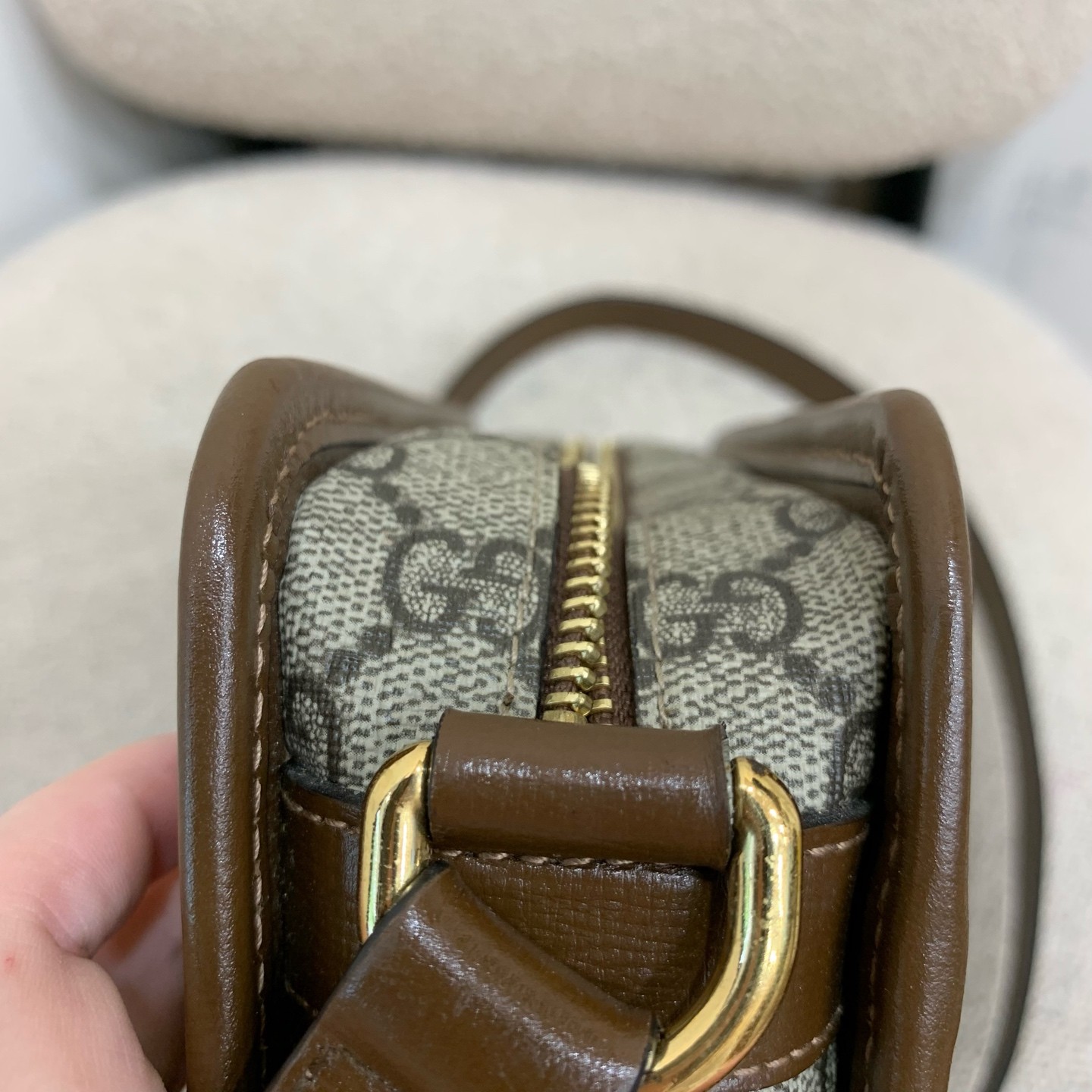 Gucci GG Supreme 22cm Beige Brown Canvas Crossbody Camera Bag Duty Paid