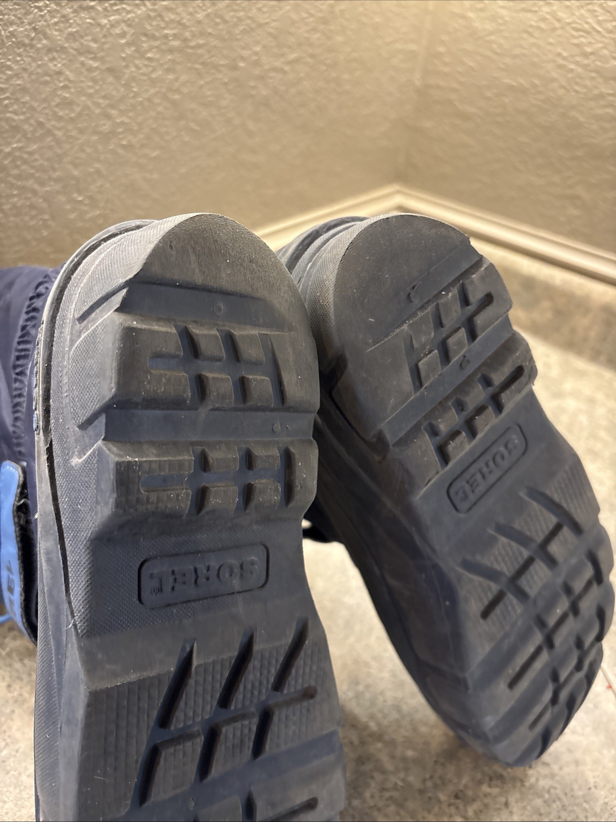 Sorel Kids Flurry winter snow boots collegiate navy Sz 7 Good Condition