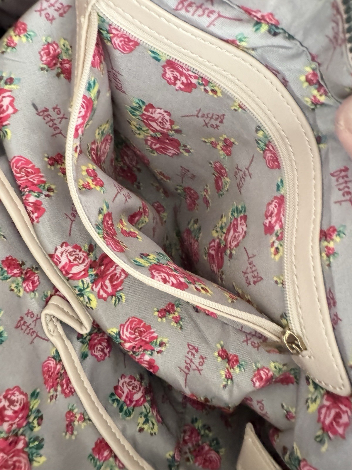 BETSEY JOHNSON XO Lisa Blush Pink Quilted Shopper Gold Chain Tote Handbag (NWT)