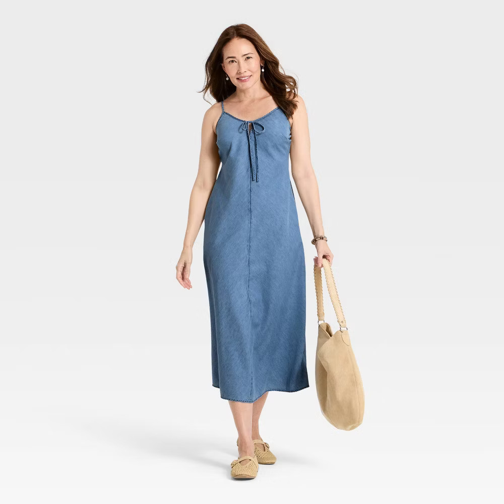 Women Chambray Maxi Sundress – Universal Thread Blue M