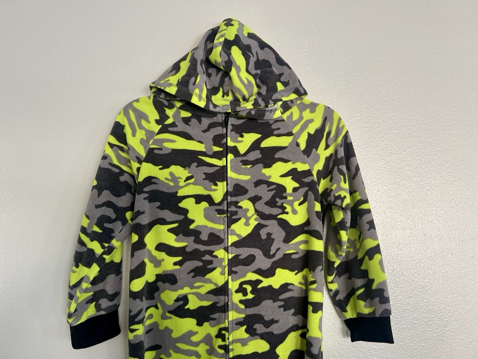 Minecraft & Camouflage Boys Size 12-14 Pajama Sets One Piece Full Zip Hoodie
