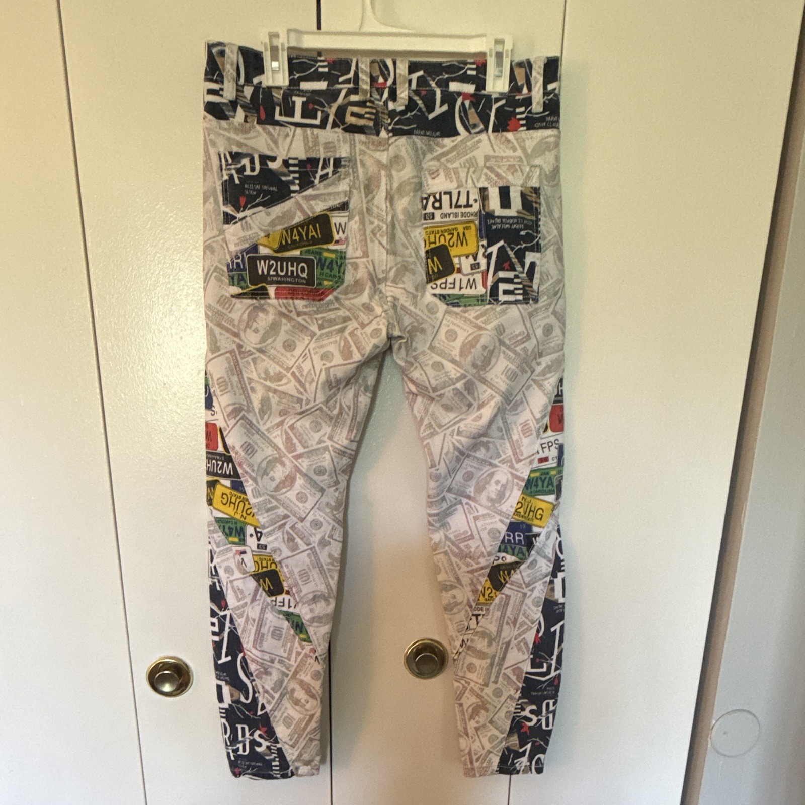 Men’s Multicolor Money Graphic Denim Pants Slim Tapered Fit 34W 5-Pocket