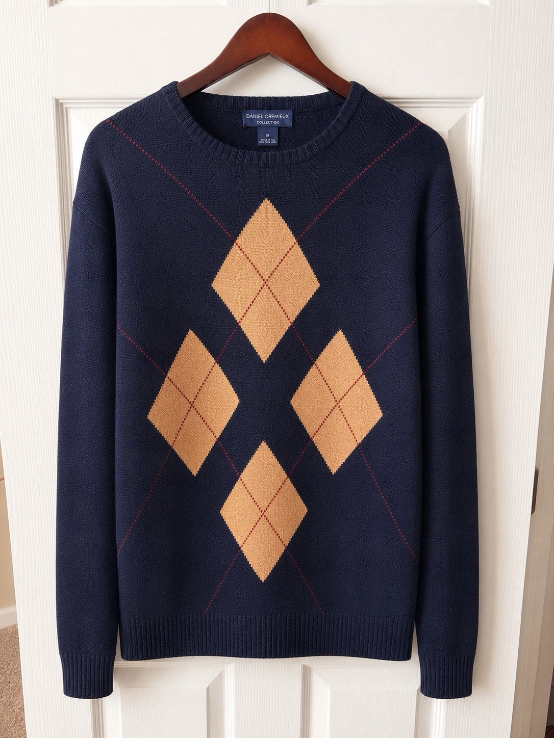 Daniel Cremieux Signature Collection Sweater Navy with Beige Argyle Pattern