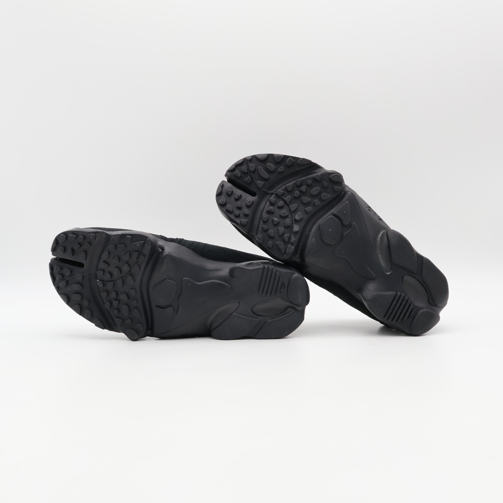 DN1338-004 Nike Air Rift Breathe Black White Black (Women’s)