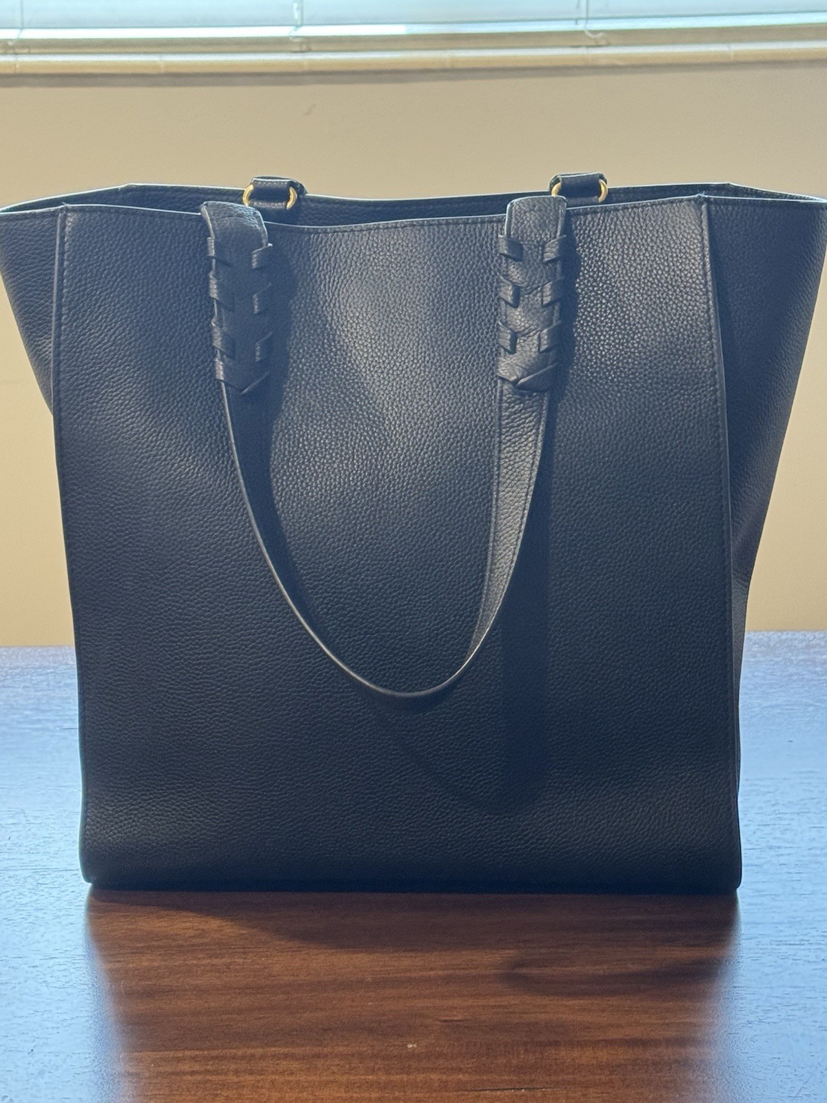 Authentic Tory Burch Taylor Pebbled Leather Tote in Black