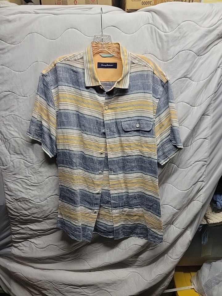 Tommy Bahama Men’s Linen Striped Short Sleeve Button Up Shirt, Large