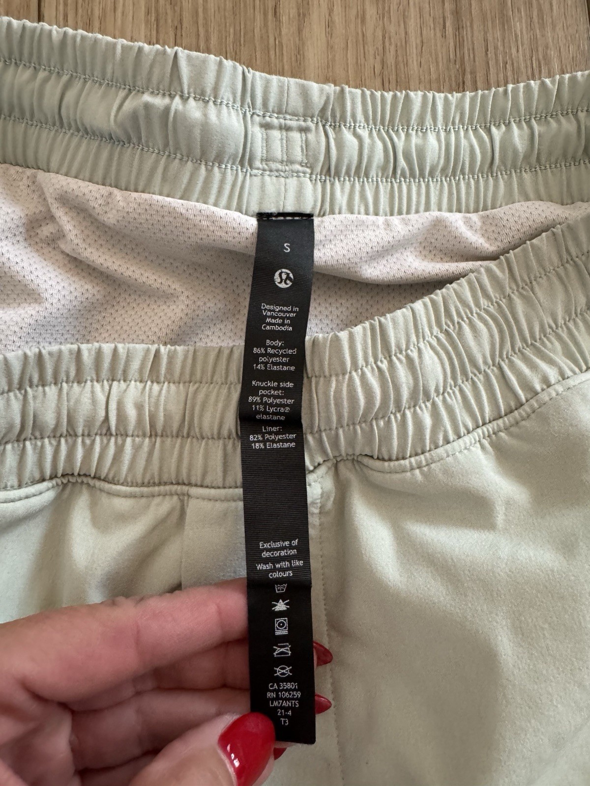 Lululemon Pace Breaker Men’s Sea Foam Solid Athletic Shorts S Lined Pockets